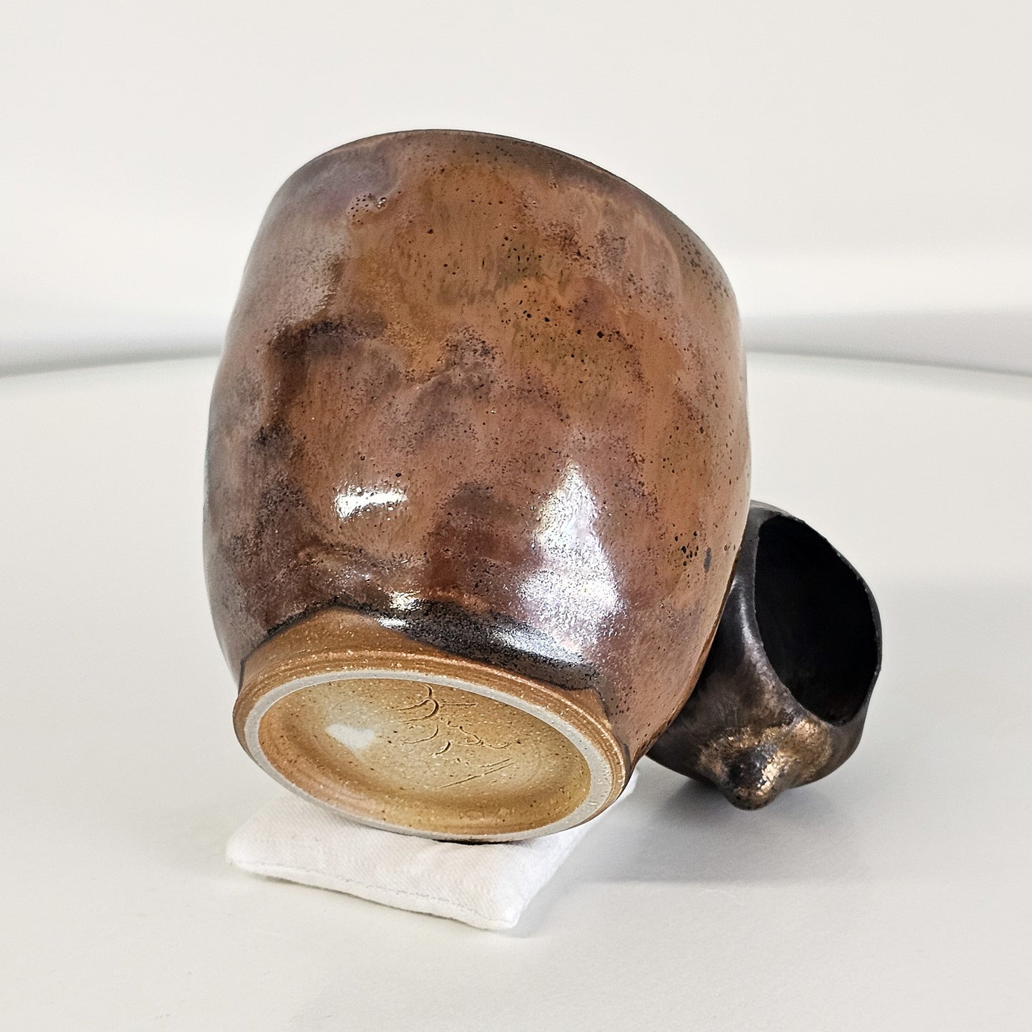 83 | Handled Cups | 10 oz