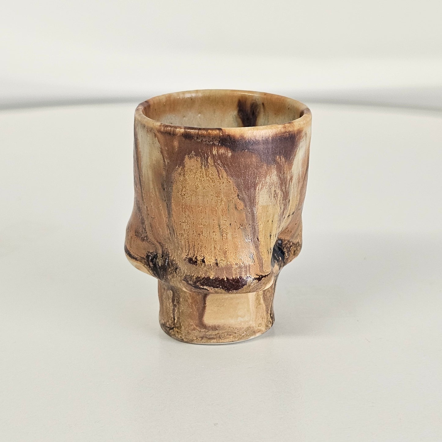 Holding Up | Sake Cup | 2.12 oz