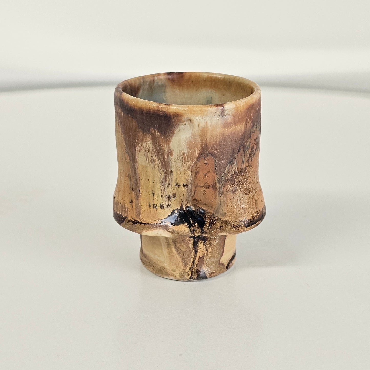 Holding Up | Sake Cup | 2.12 oz