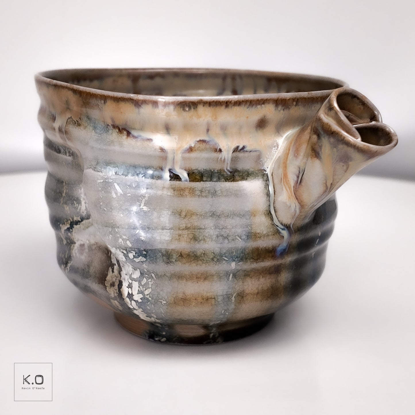 Pouring Bowl 36